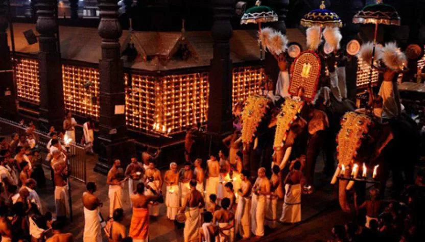 गुरुवायुर मंदिर की कहानी | Guruvayur Temple Story In Hindi