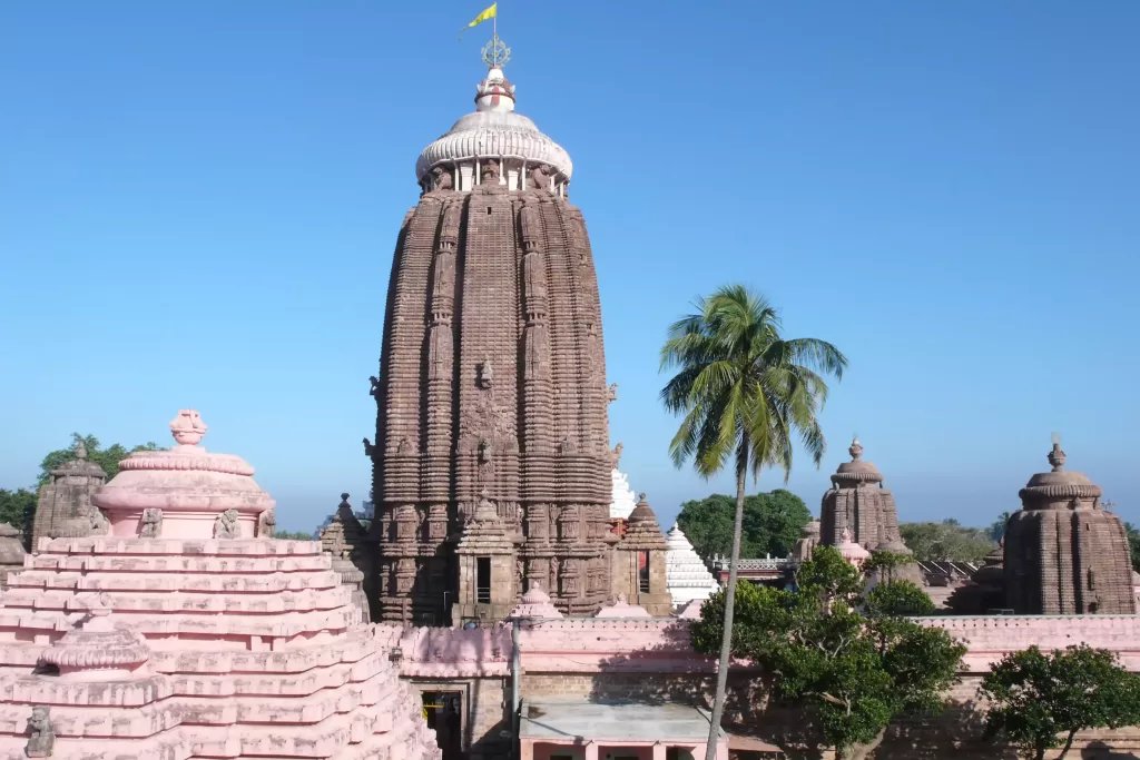 जगन्नाथ पूरी मंदिर कैसे पहुंचे