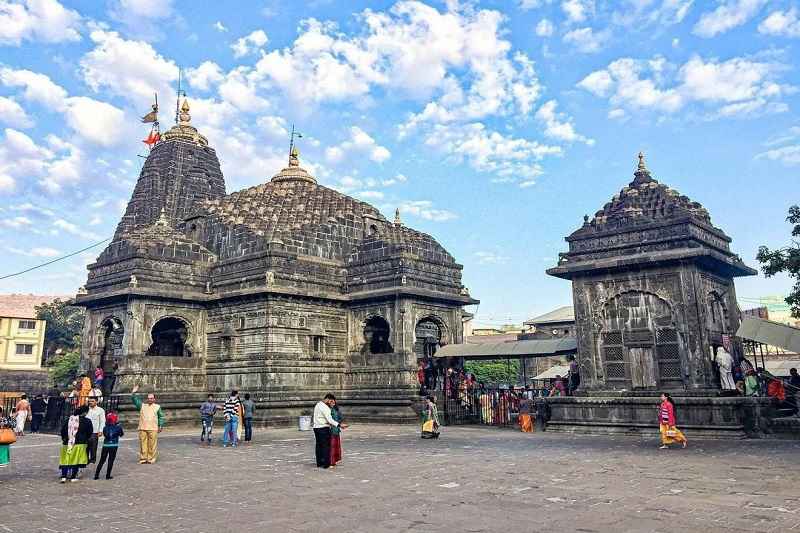 त्र्यम्बकेश्वर शिवलिंग के अद्धभुत रहस्य और जाने मंदिर के रोचक तथ्य