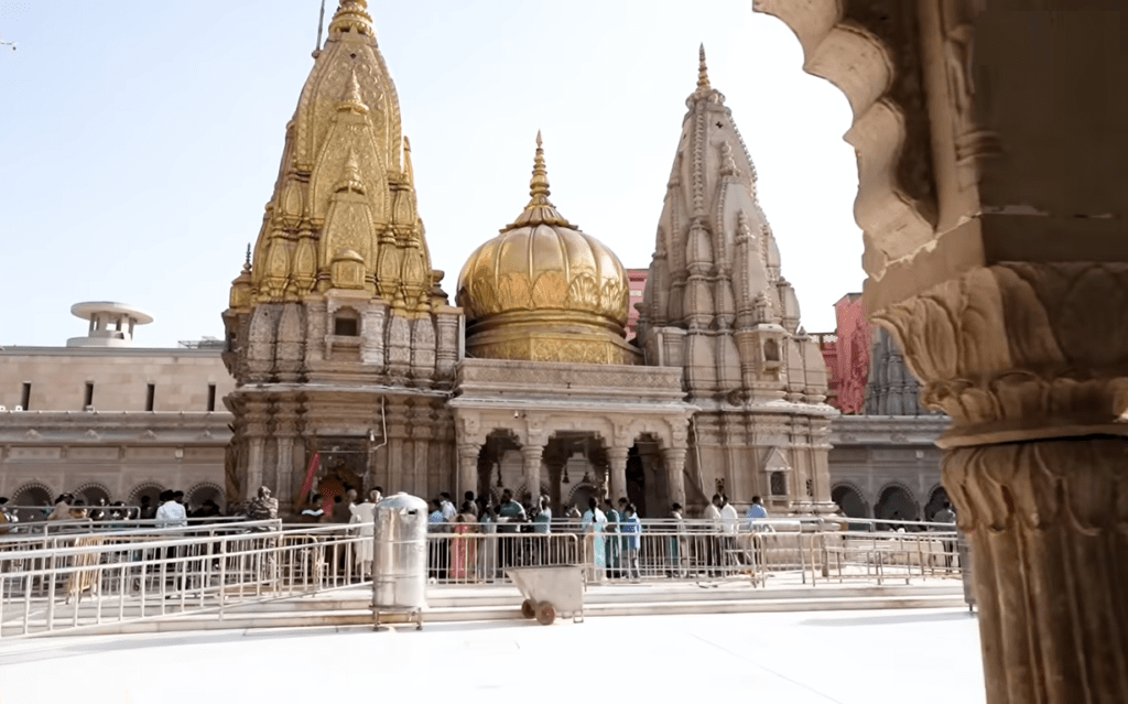 विशालाक्षी देवी शक्ति पीठ मंदिर से जुडे रहस्य | Vishalakshi Devi Shakti Peeth Facts in Hindi